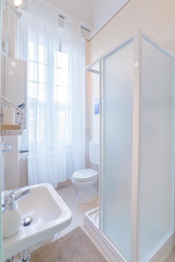 Double Room with Private Bathroom,1403144549:JPEG